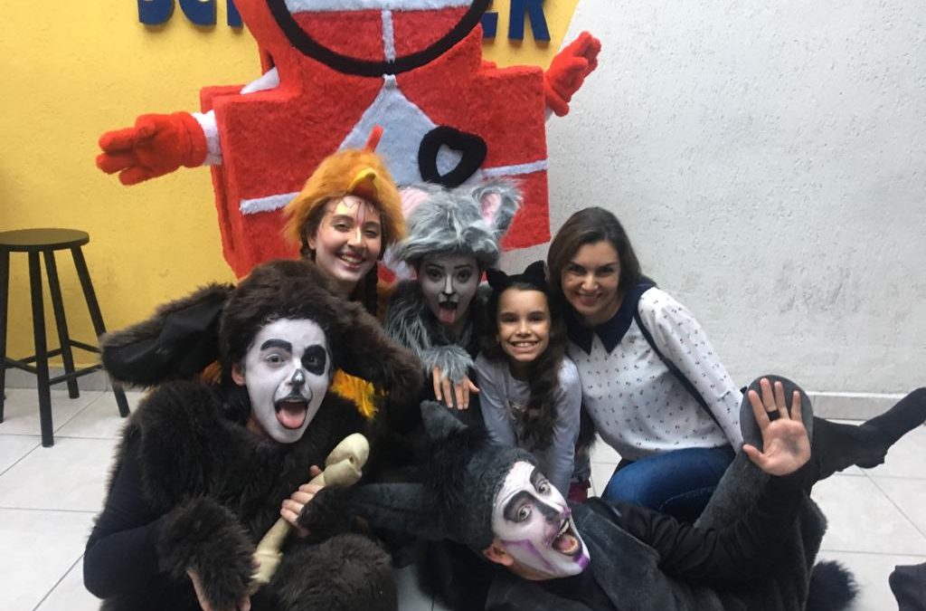 “Os Saltimbancos” tem sessão especial em benefício do Programa Dedica dos Amigos do HC