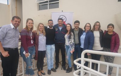 Colaboradores da CallFarma, parceira no Troco Solidário, visitam o Ambulatório de Puericultara do Complexo HC