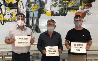 Mercado Municipal de Curitiba doa mil protetores faciais ao Hospital das Clínicas