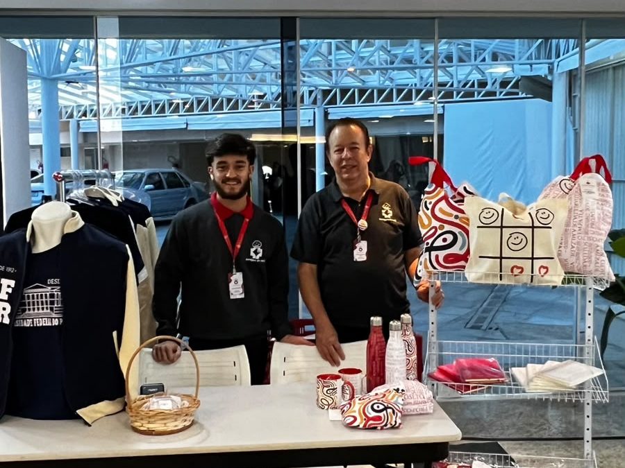 Produtos Sociais dos Amigos do HC marcam presença no I Congresso de Pediatria do HC-UFPR